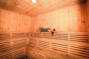 Sauna - Perfect 1-bedroom hotel in beautiful Baños de Agua Santa (Baños de Agua Santa)