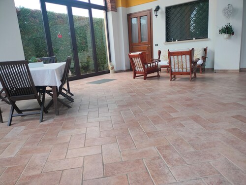 Apartment for Families and Groups: Nature, Art, and Comfort in the Lidi