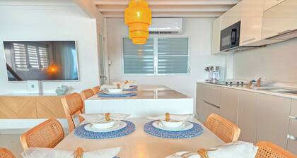 Walk to Buyé Beach/Private On-Site Parking/Cozy 2BR Retreat