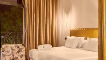 In-room safe, blackout drapes, soundproofing, WiFi (free)