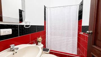 Luxury Villa, Balcony, City View | Bathroom
