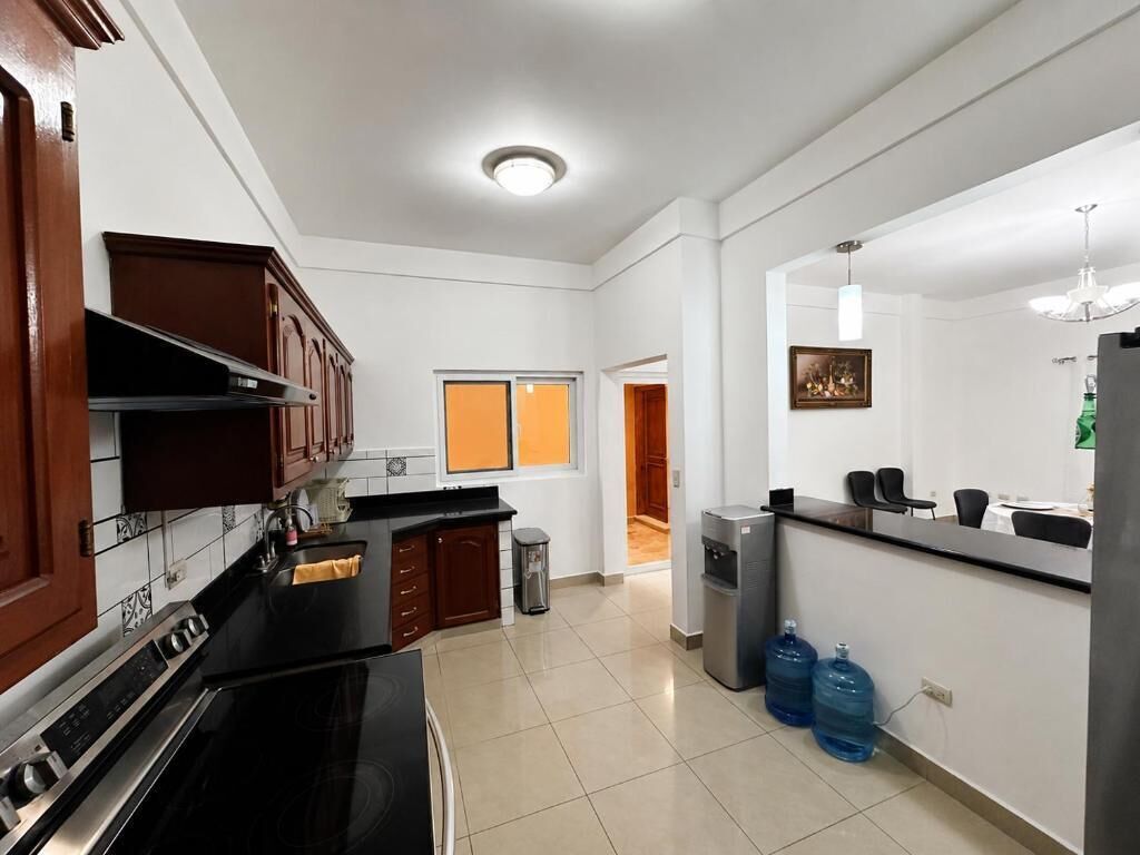 Vila Mewah, balkon, pemandangan kota | Dapur pribadi