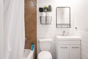 Bathroom - Cozy Studio-Gated Private Entry by Med Center (Houston)