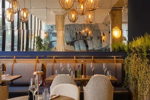 Dining - Voco Southampton (Southampton)