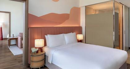 Yas Plaza Circuit by IHG