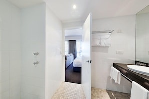 Bathroom - Sydney Manly Beach (Sydney)