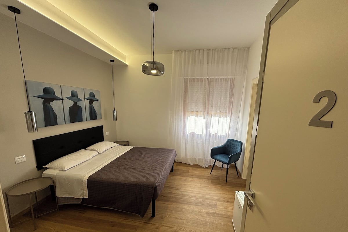 Classic-Doppelzimmer, 1 Queen-Bett | Minibar, Verdunkelungsvorhänge, schallisolierte Zimmer, kostenloses WLAN
