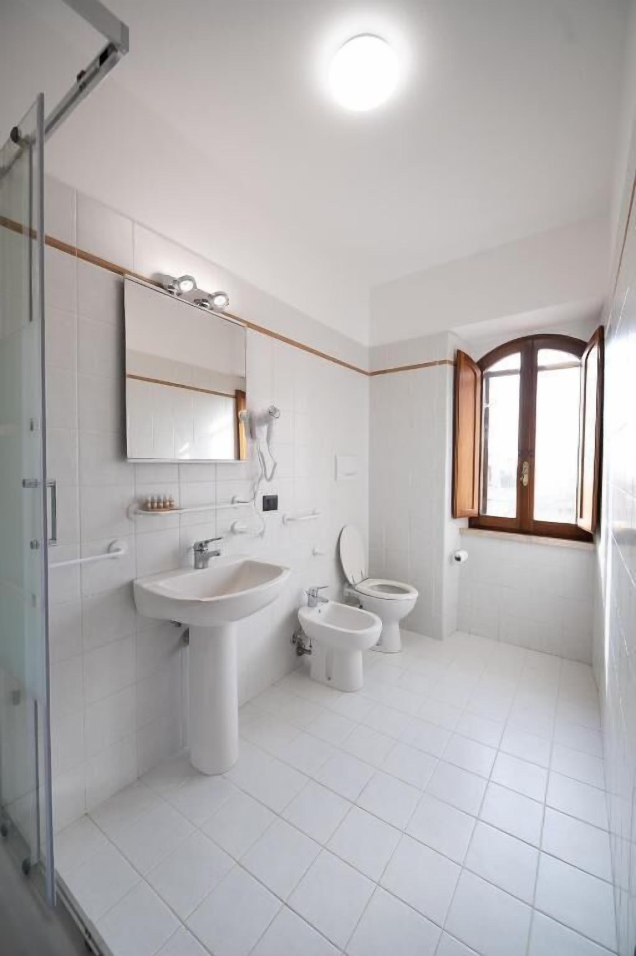 Habitación Deluxe doble | Baño | Bidé