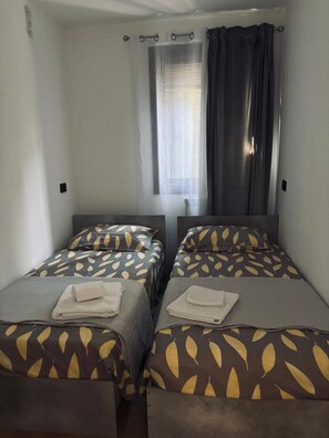 Iron/ironing board, WiFi, bed sheets - Vrbo Property (Venezia)