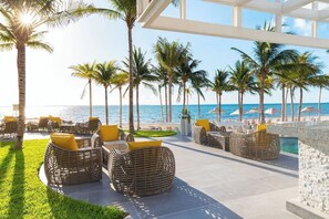 Terrace/patio - Cozy 1-bedroom condo in beautiful Cancun with fitness room and AC (cancun)