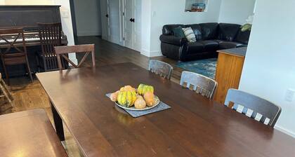 Comfortable suite on historic Berkshire farm