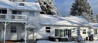 Comfortable suite on historic Berkshire farm
