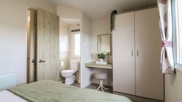 2 bedrooms, free WiFi, individually decorated, individually furnished