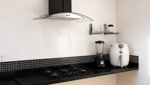 Oven dan peralatan masak/sendok-piring