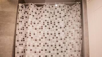 Standard Apartment | Bilik Mandi