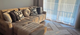 Nowy Apartament Blisko Suntago Mszczonow