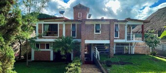 Villa Casa Blanca | 4BR Coastal Escape | Xalapa