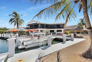 Unclassified image, 5 of 45, button - Jewel Of Marathon 2bed/2bath (Marathon)