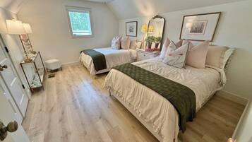 WiFi (free), bed sheets