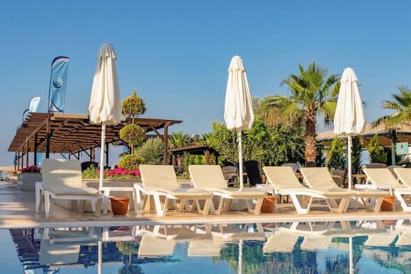Pool - Armas Life Belek (Serik)