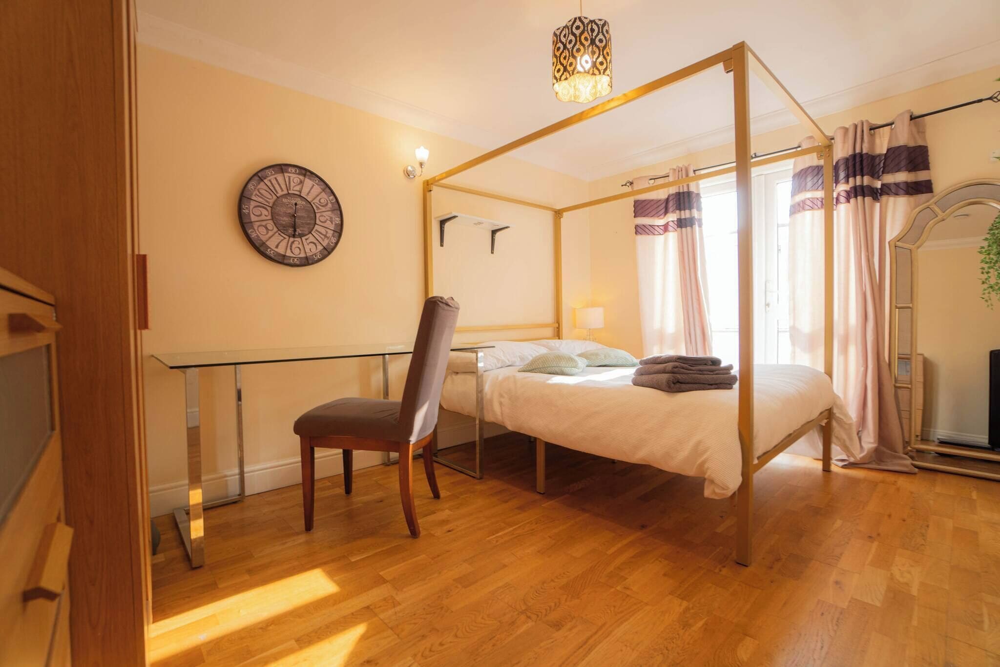 House, 6 Bedrooms, Garden View