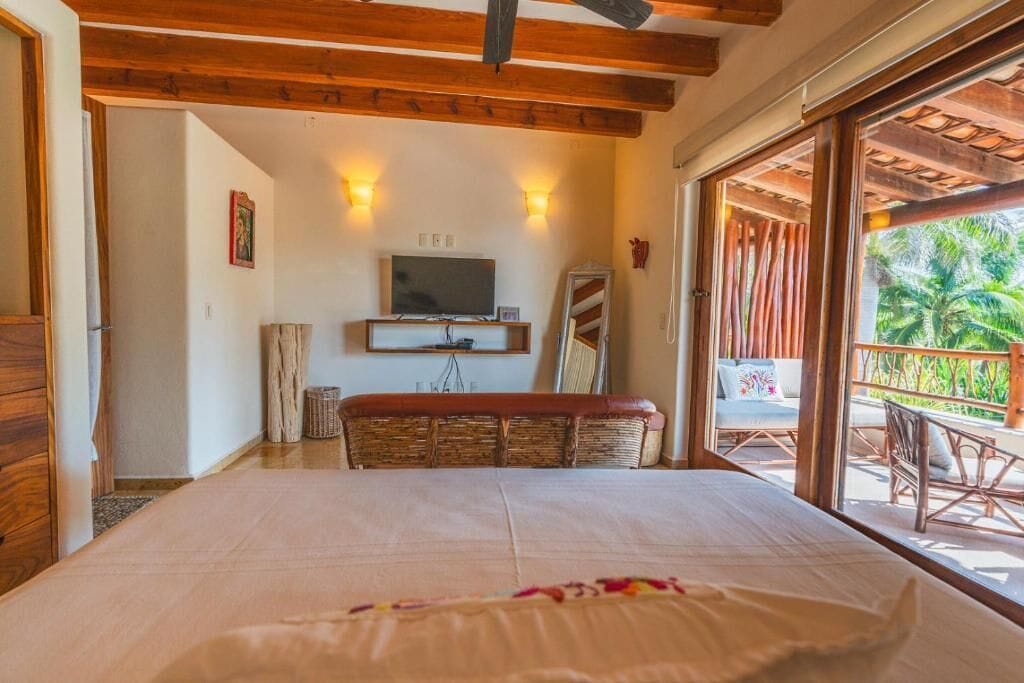 Deluxe Studio, Balcony, Garden View | WiFi (free)