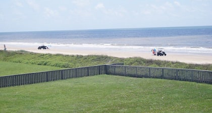 Casa Dora Beachfront Breeze