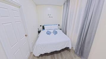 1 quarto, ferros/tábuas de passar roupa, Wi-Fi, roupa de cama