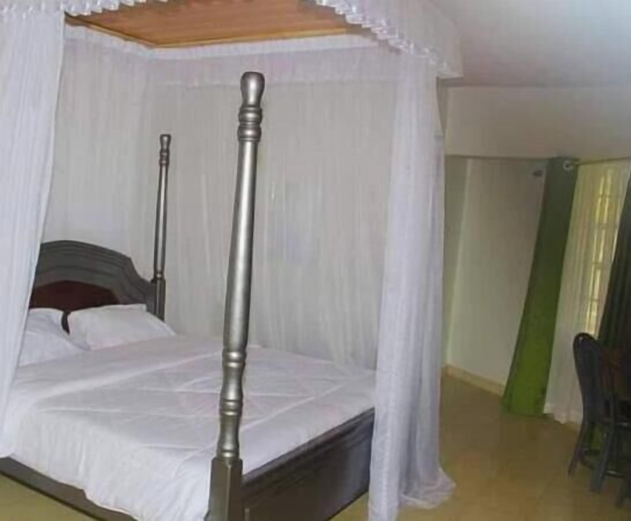 Standard Single Room | WiFi (free), individually decorated, individually furnished, bed sheets