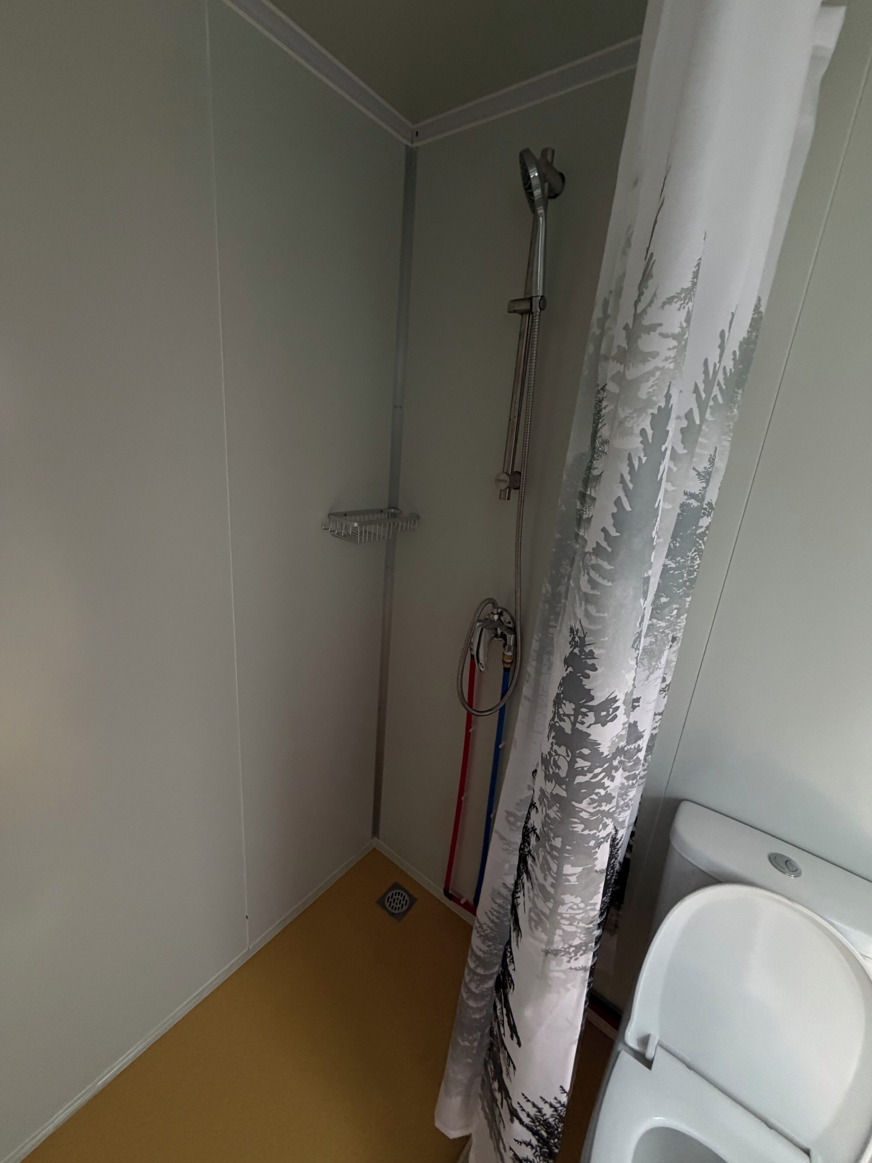 Bruser, håndklæder, Sæbe, Toiletpapir