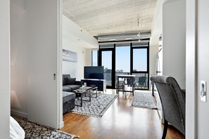 Smart TV - Furnished Condo with Great Views | 1 Bed | 1 Bath | (Winnipeg)