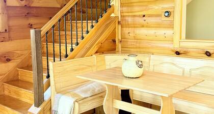 Devils Lake home, hike , golf, ski. Baraboo , Wisconsin Dells