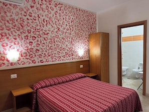 Room - Luigiane B&B (Acquappesa)