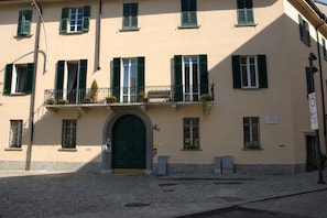 Exterior - Vrbo Property (Como)