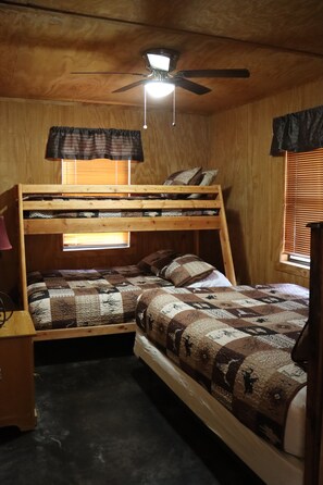 3 habitaciones, wifi y ropa de cama 