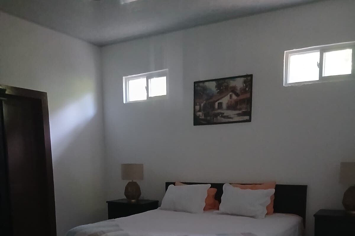 House, Pool View | Iron/ironing board, WiFi (free)