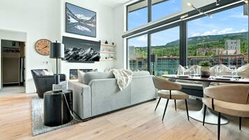 TV, fireplace, stereo, offices