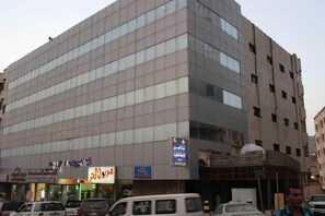 Exterior - Al Eairy Furnished Apartments - Al Bahah 4 (Al Baha)
