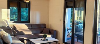 Hidden Pines – Your Private Forest Escape with Jacuzzi, Quad Adventures & Bikes