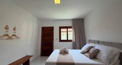 CASARÃO SOL DA MANGUEIRA: High standard, 150m from the beach, 5 suites, swimming pool and leisure area.