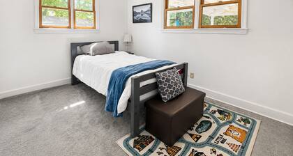 Stylish 3BR Retreat with Private Pool & Covered Patio