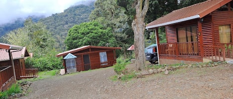 Basic Cabin, Balcony | Exterior