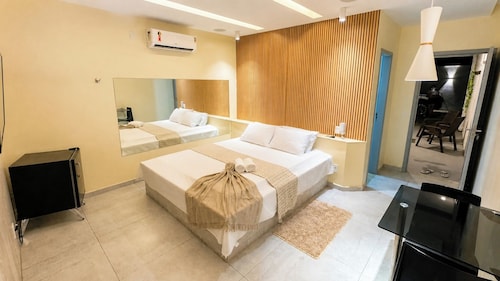 River Campos Hotel