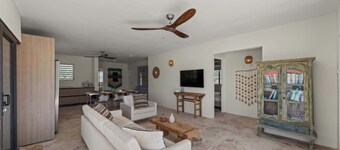 Villa Mira Alma (full house) – Contemporary Luxury Villa in the Heart of Jan Thiel