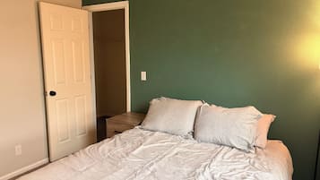 WiFi, bed sheets