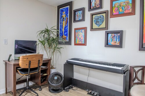 Near NYC & Metro-North! Private Yonkers Studio