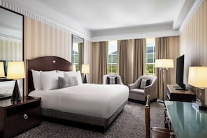 Unclassified image, 5 of 36, button