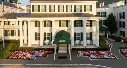 Historic Inn King Room w/ Private Terrace