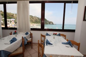 Dining - Villaggio Residence Quattro Scogli (Ricadi)