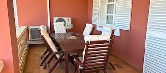 Family villa just a few metres from the beach
